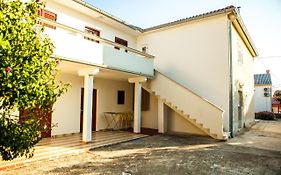 Apartments Alma
