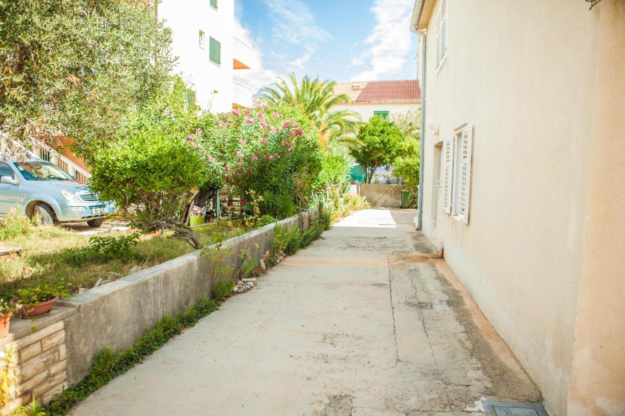 Apartments Alma Novalja Exterior foto